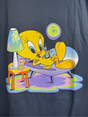 VTG Warner Bros. Looney Tunes Tweety Bird Sleep Shirt - 90’s Nostalgia